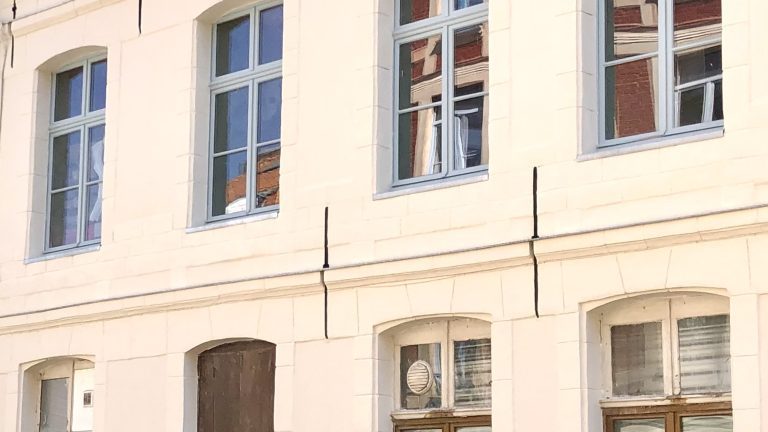 ravalement-de-facade-dune-maison-de-maitre-a-lille-apres2